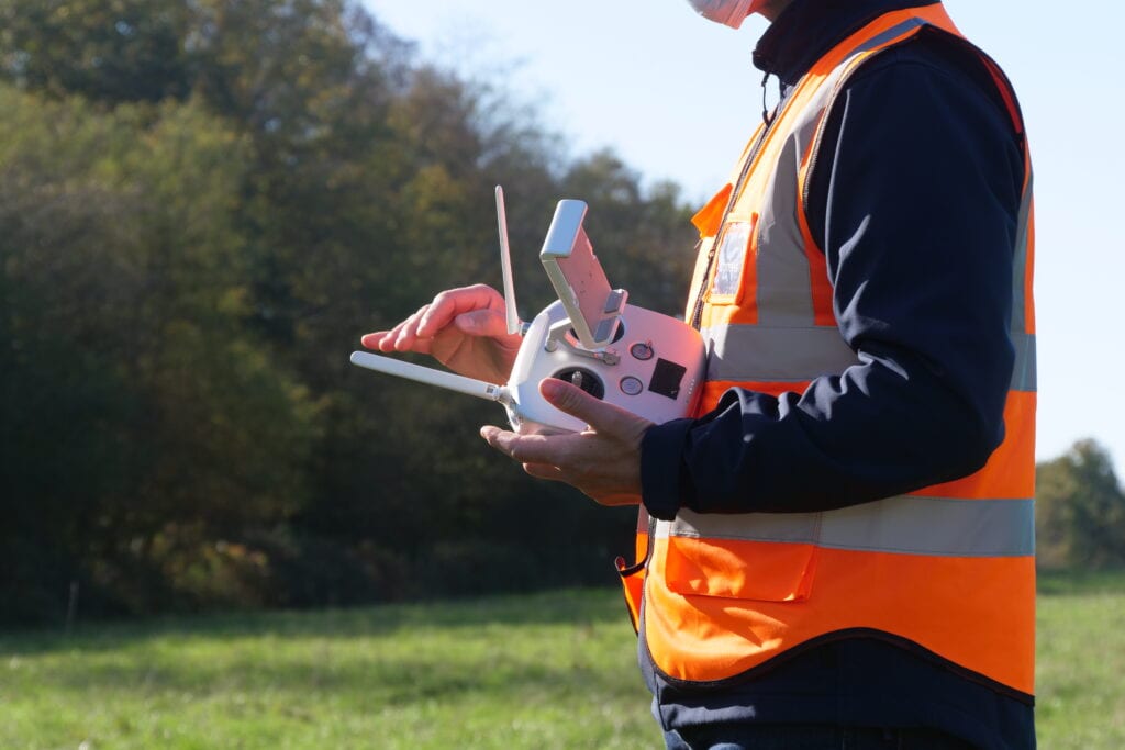 pilote de drone en cours de formation financée par France travail