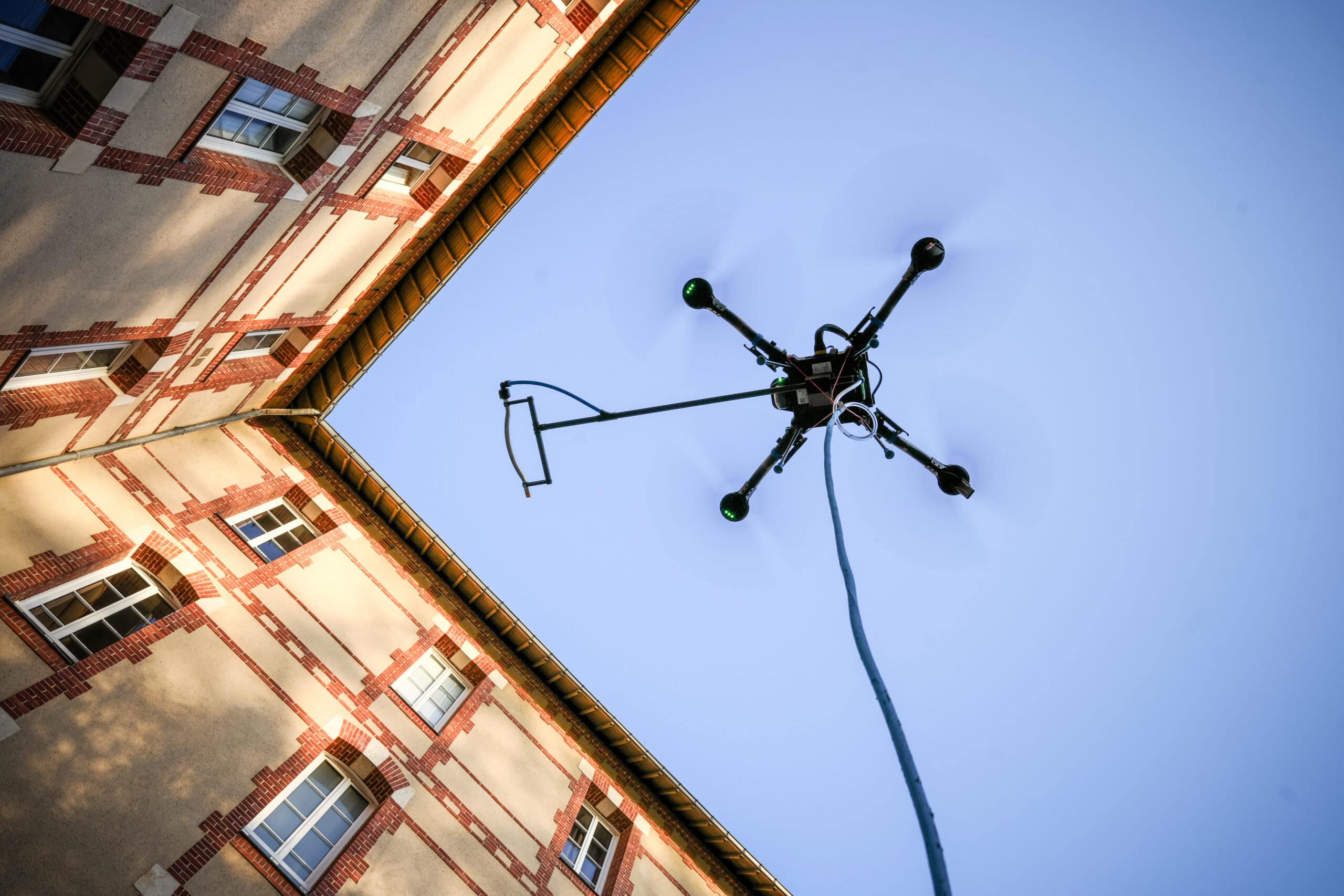 drone de démoussage